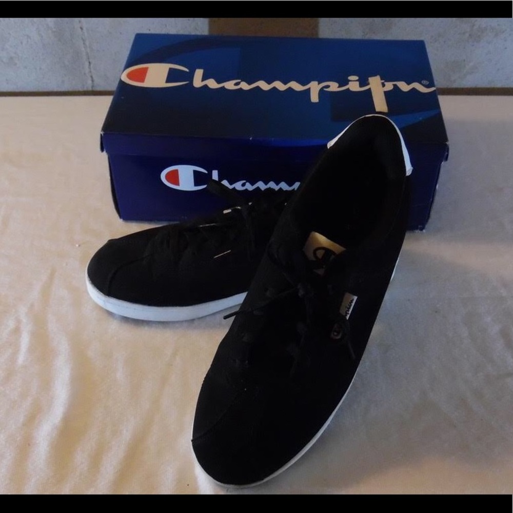 Champion shoes. size 13 mens